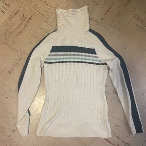 Brand new smart wool sweater NEVER WORN